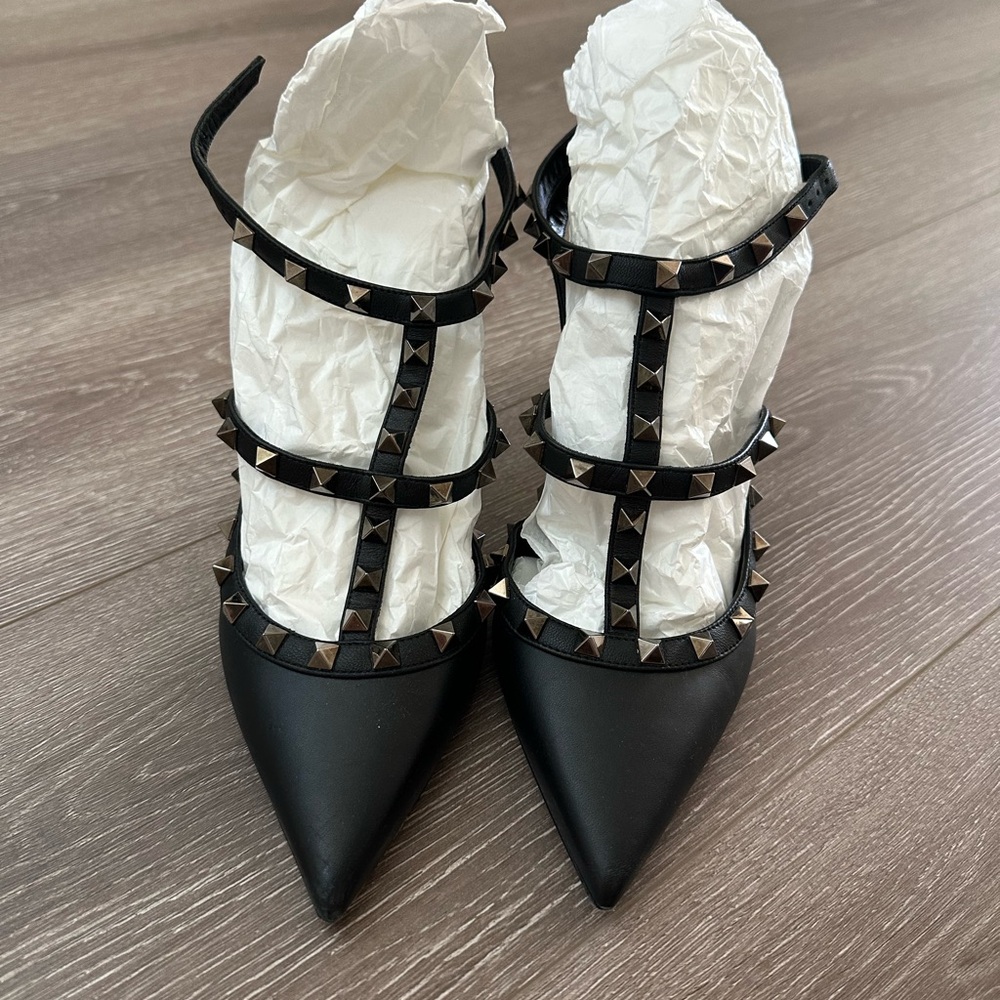 Valentino Rockstud Heel Pumps